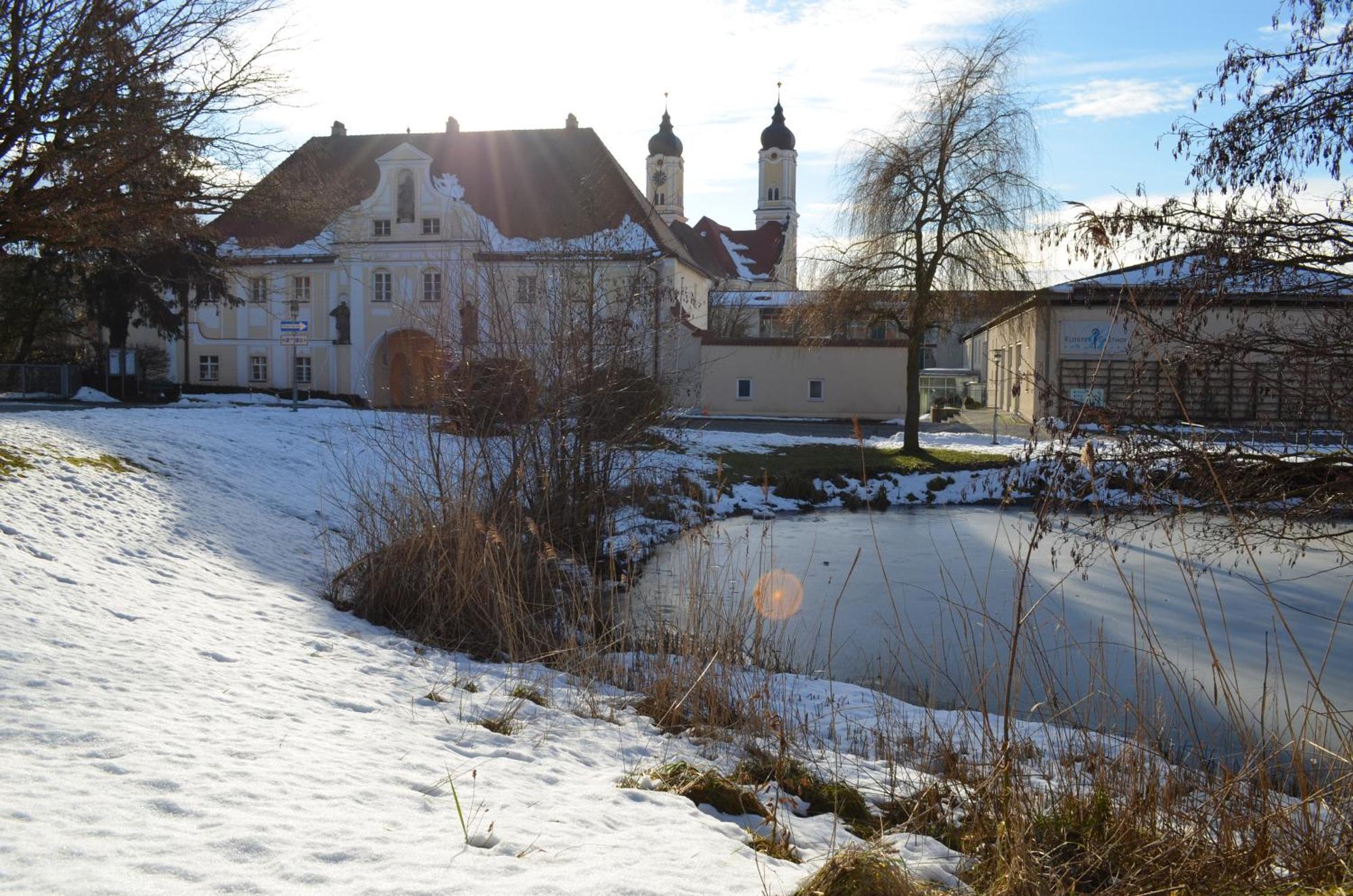 Klostergasthof Roggenburg Ngoại thất bức ảnh